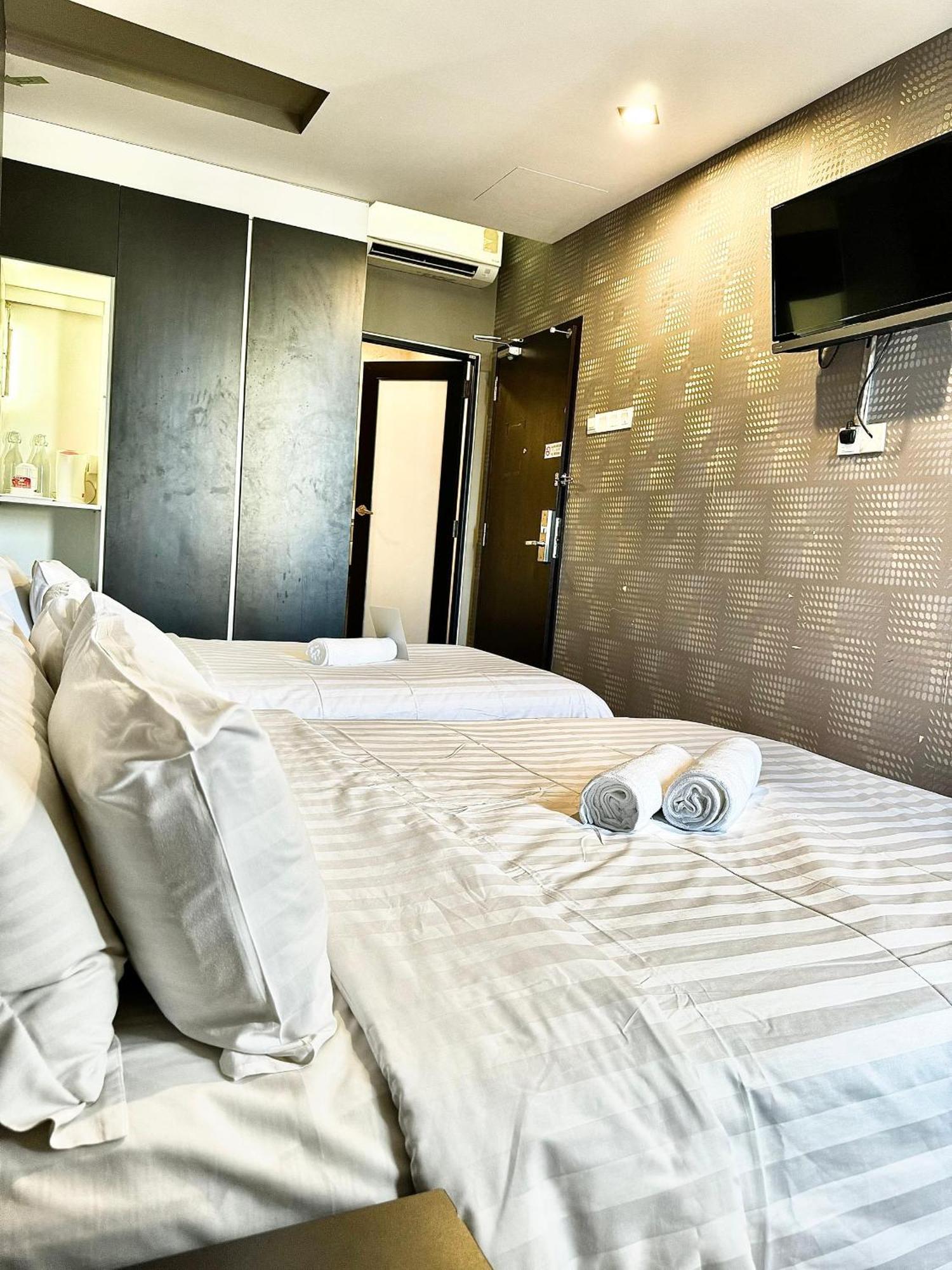 Chariton Hotel Nusa Bestari Johor Bahru Exteriör bild